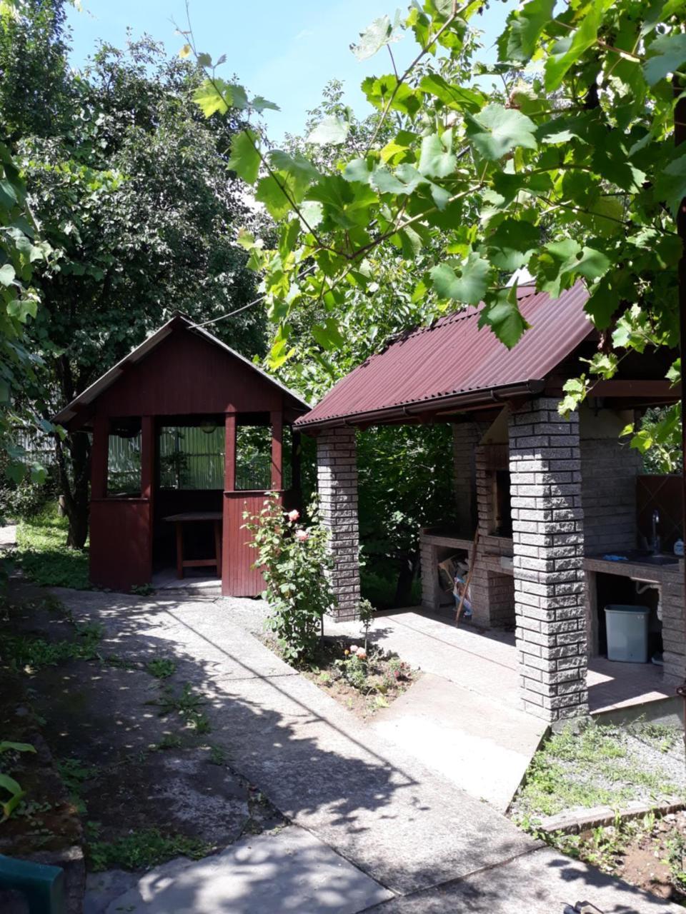 Котедж "Лісовий Затишок" Glubokoye Exterior foto