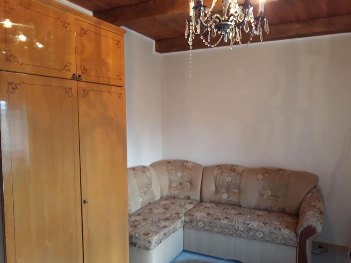 Котедж "Лісовий Затишок" Glubokoye Exterior foto
